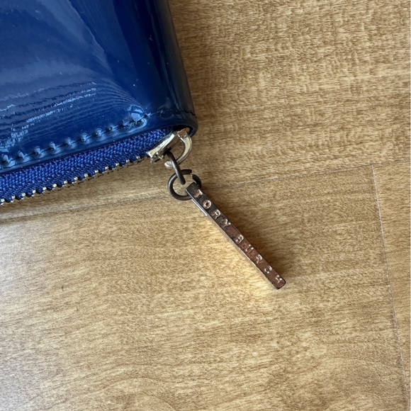 Tory Burch Blue Patent Leather Ziparound Accordion Wallet, One Size - Picture 2 of 15